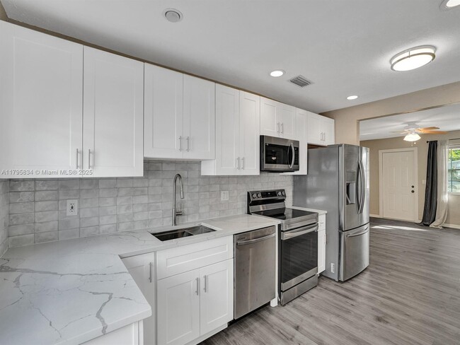 Foto del edificio - 5701 Farragut St