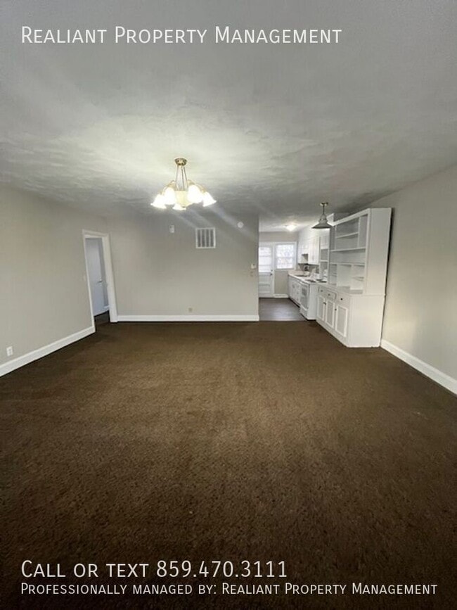 Building Photo - 508 W Main St