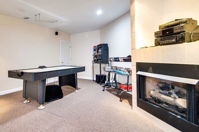 Foto del edificio - 30W777 Shoe Factory Rd