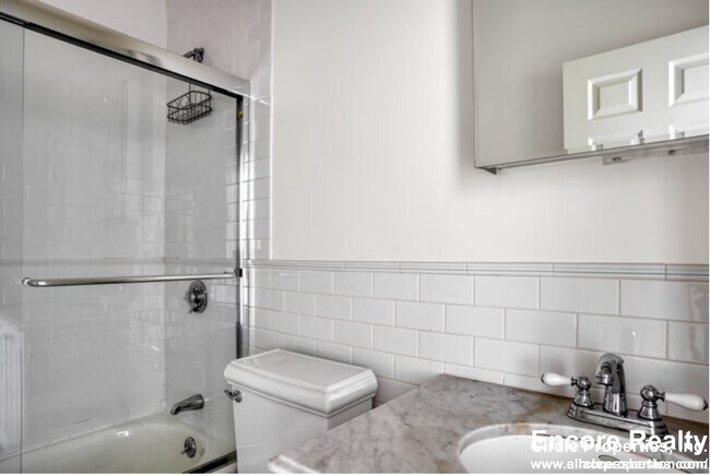 Foto del edificio - 1611 Tremont St