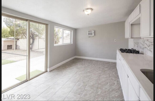 Foto del edificio - 3 br, 1 bath House - 516 North Minnesota S...