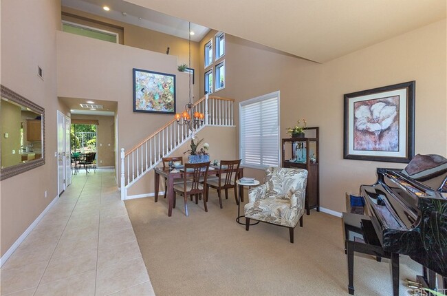 Formal dining/living room - 56 Avenida Merida