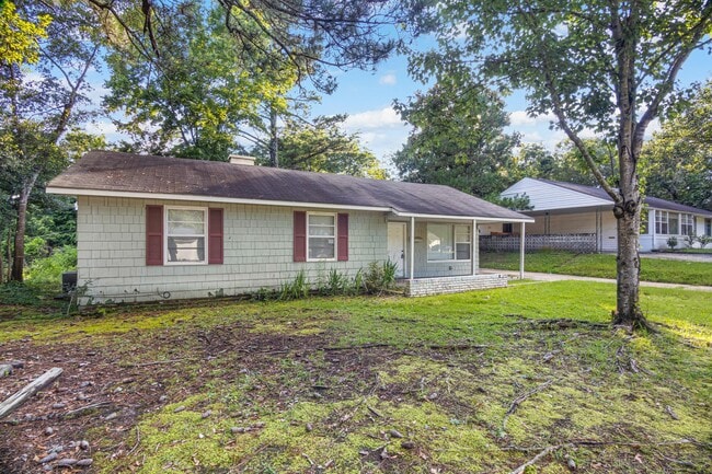 Building Photo - 1033 Croft Ave NE
