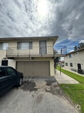 Building Photo - 3500 Rainbow Ln