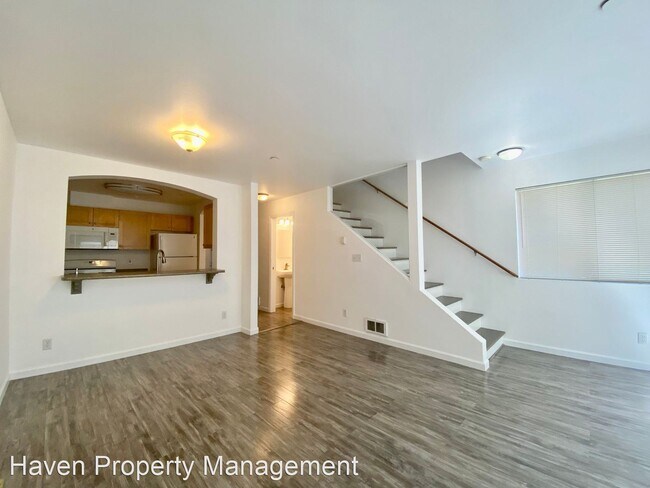 Building Photo - 2 br, 2.5 bath House - 13349 Ambaum Blvd SW