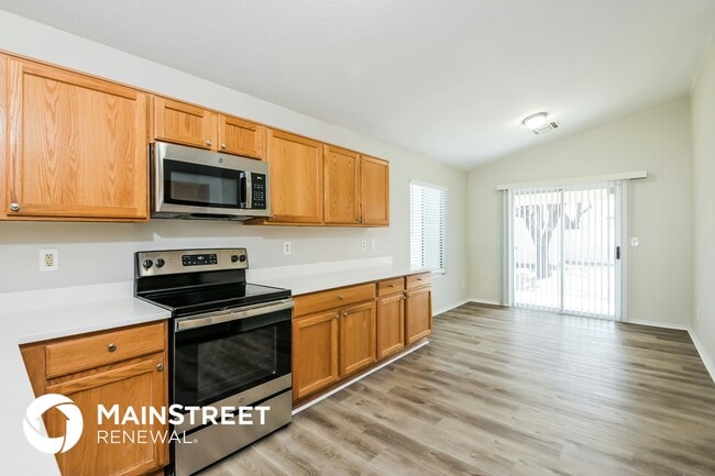 Building Photo - 8669 S Desert Dove Dr