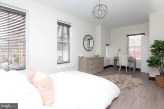 Building Photo - 930 N Calvert St