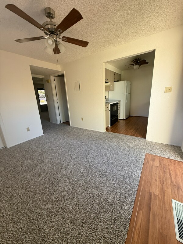 Foto del edificio - 850 Travis Dr