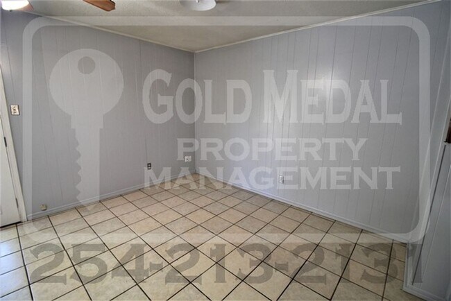 Building Photo - 708 Washington Ave, Copperas Cove, 76522