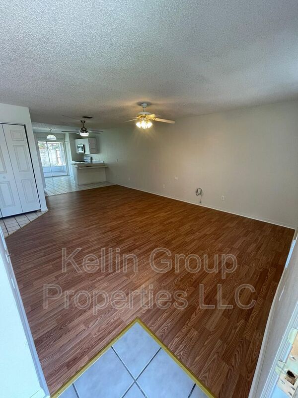 Foto del edificio - 161 Rebecca Dr NE