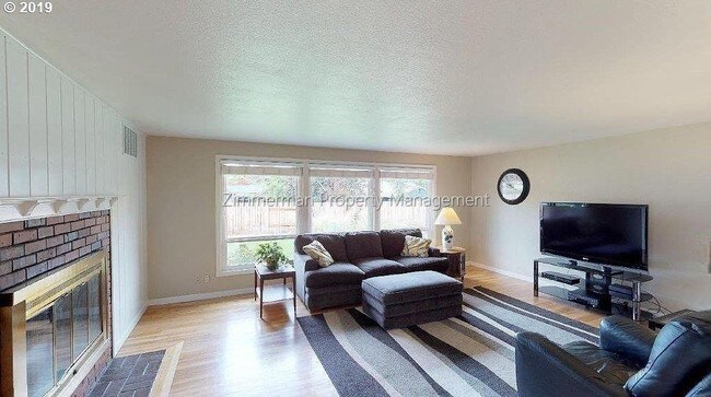 Foto del edificio - 3 br, 1.5 bath House - 1010 W. 18th Ave