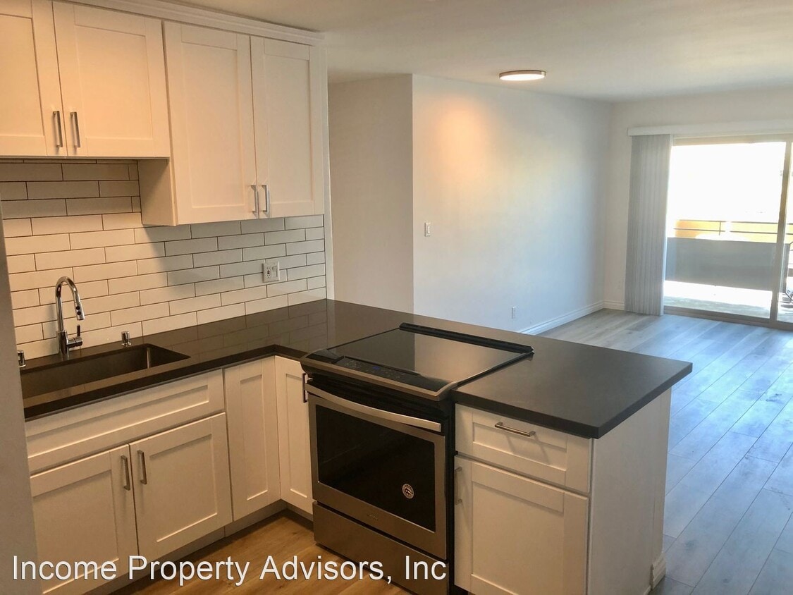 Primary Photo - 2404 C St