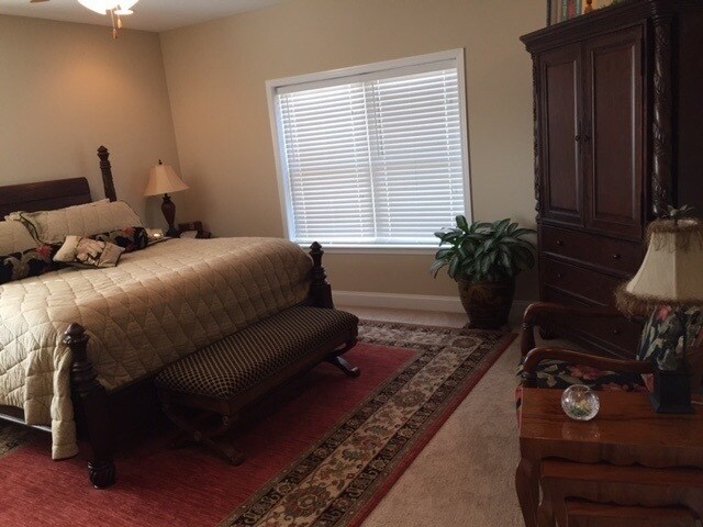 Foto del edificio - 5BR/ 4BA House in LC; Near Farragut, Tellico Village, & WindRiver. Country Setting