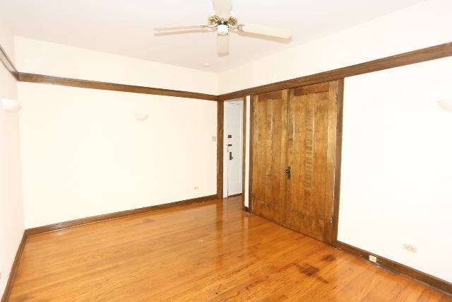 Foto del edificio - 819 W Waveland Ave