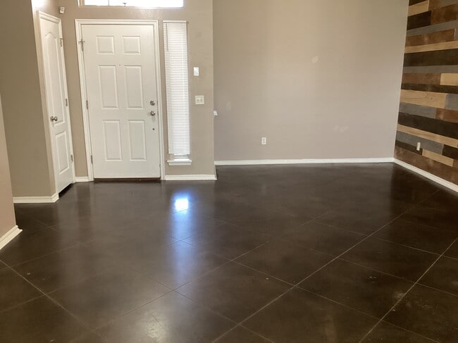 Foto del edificio - 600 SW 159th Terrace