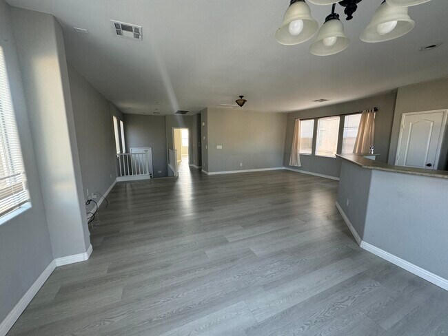 Foto del edificio - 686 Penshaw Bridge Ave