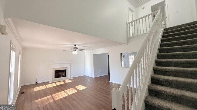 Foto del edificio - 3395 Woodlake Ln