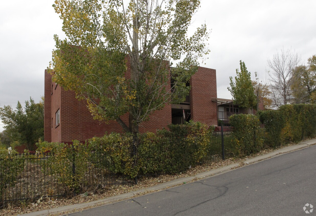Building Photo - 1255 Winona Ct