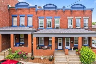 Building Photo - 242 46th St