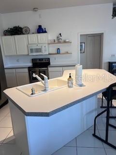 Foto del edificio - 3711 Peacock Dr