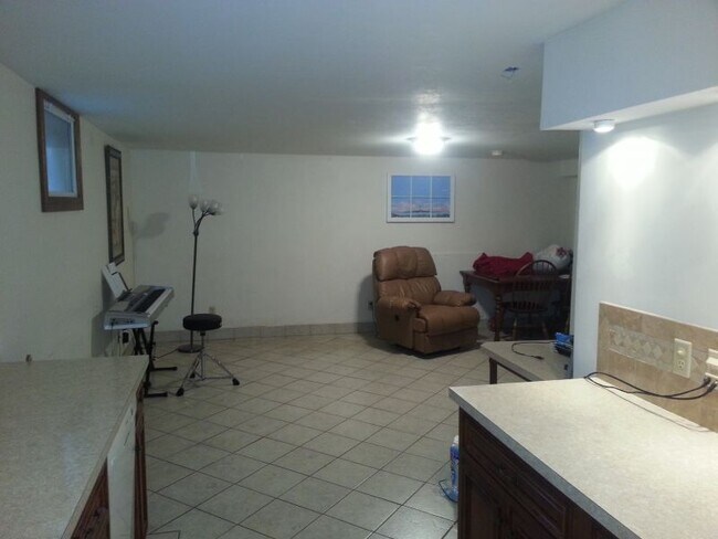 Foto del edificio - 305 Brooks Ave