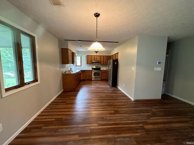 Building Photo - 4204 N Willow Bend