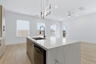 Building Photo - 6337 Wheatley St