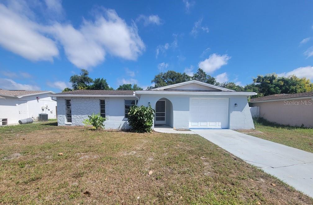 Foto principal - 10114 Old Orchard Lane