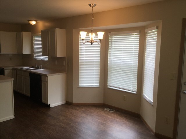 Foto del edificio - 7734 Astra Circle