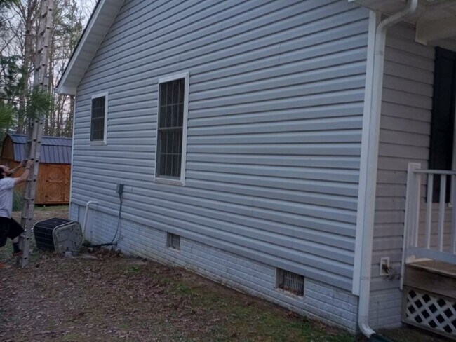 Foto del edificio - 3 Bedroom Single Family Home in Ruther Glen