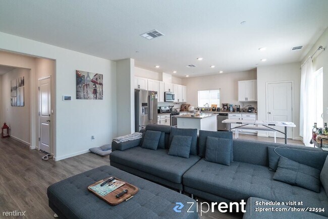 Building Photo - 4 br, 2.5 bath House - 3855 Havenparke Wy,...