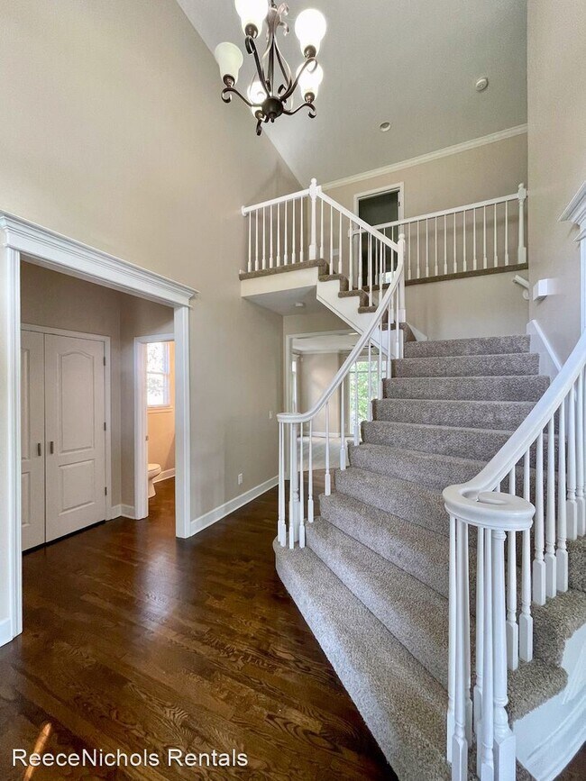 Building Photo - 4 br, 3.5 bath House - 3509 NW Winding Woo...