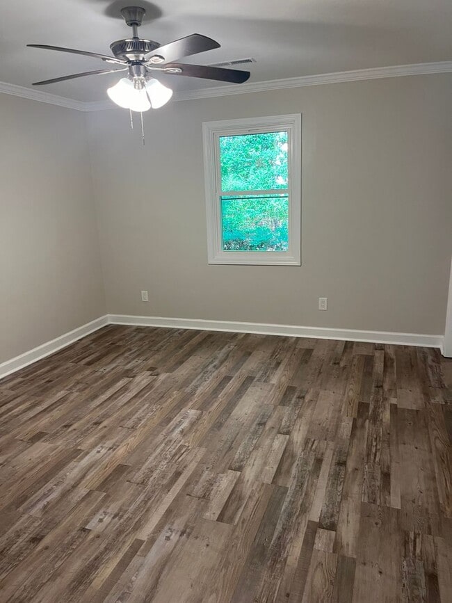 Foto del edificio - 11 Oakcrest Trail NE