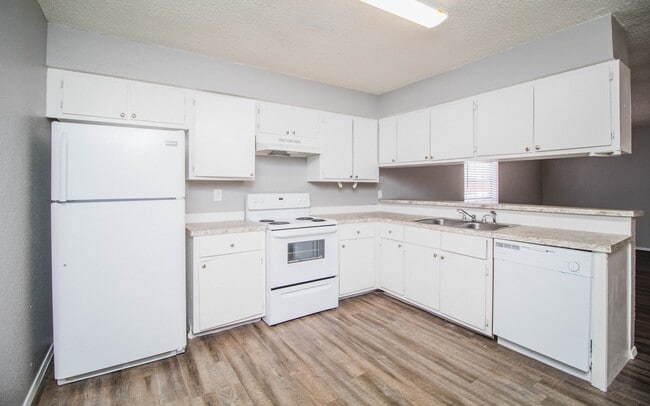 Foto del edificio - 3007 W Louisiana Ave