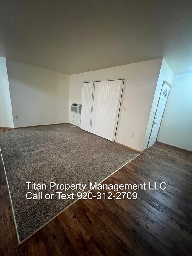 Building Photo - 1730 Robin Ave