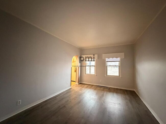 Foto del edificio - 814 Summer St