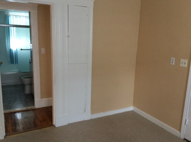 Foto del edificio - 21 Round Hill St