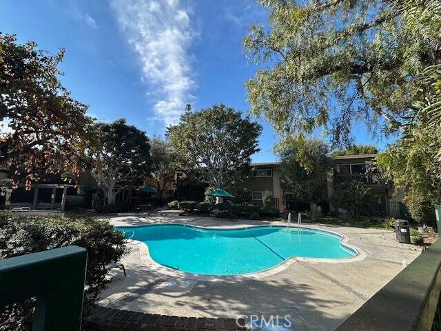 Foto del edificio - 3050 S Bristol St