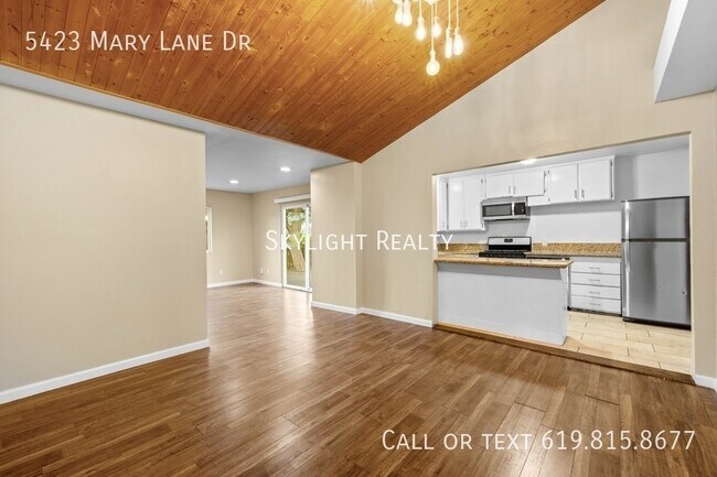 Foto del edificio - 5423 Mary Ln Dr