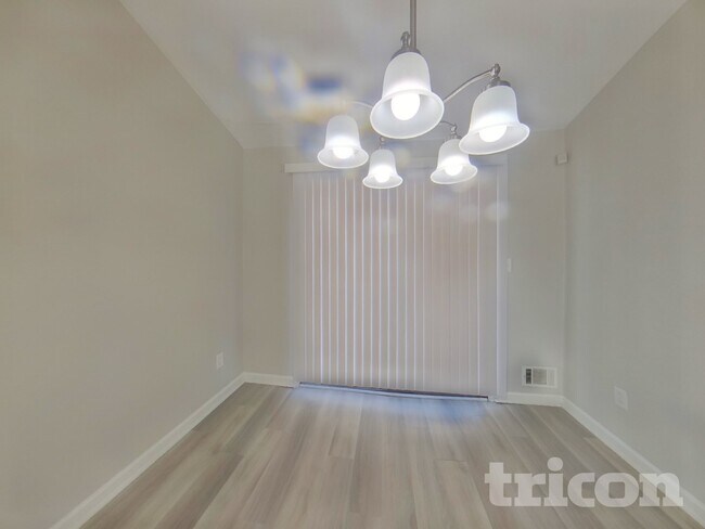 Foto del edificio - 3090 Creel Rd