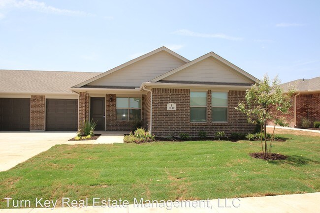 Building Photo - 1340-1344 White Sand Dr
