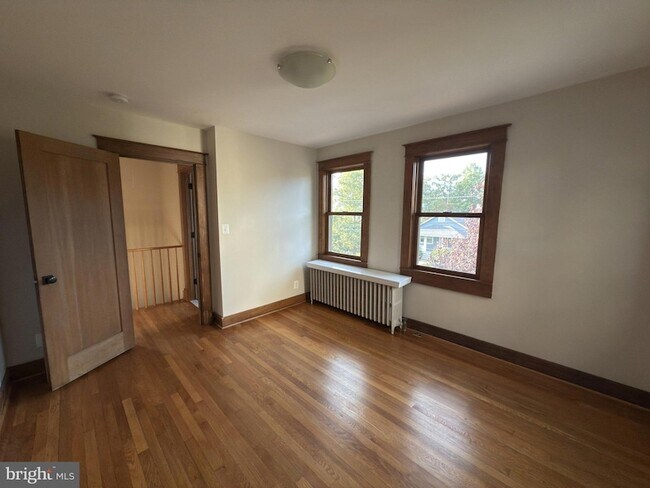 Foto del edificio - 807 Richmond Ave