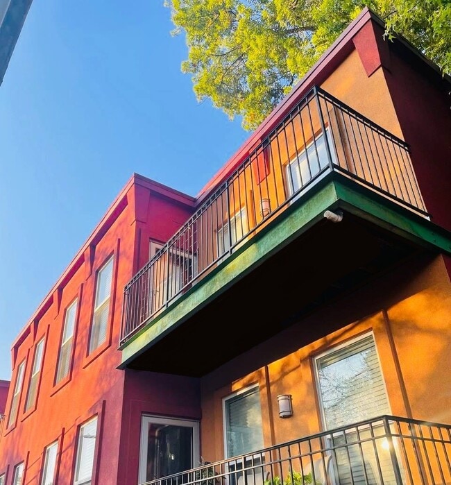 Building Photo - 2411 Brownsboro Rd