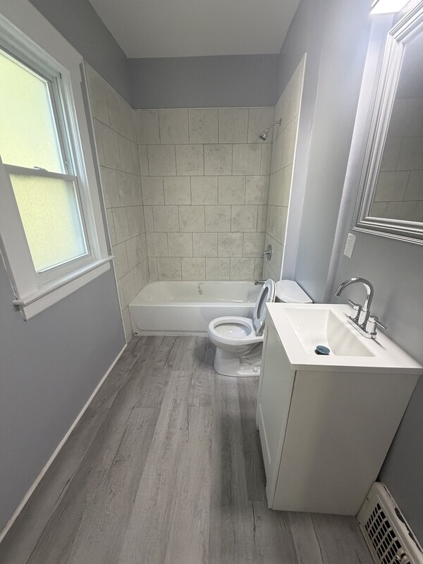 Foto del edificio - 701 E 157th St