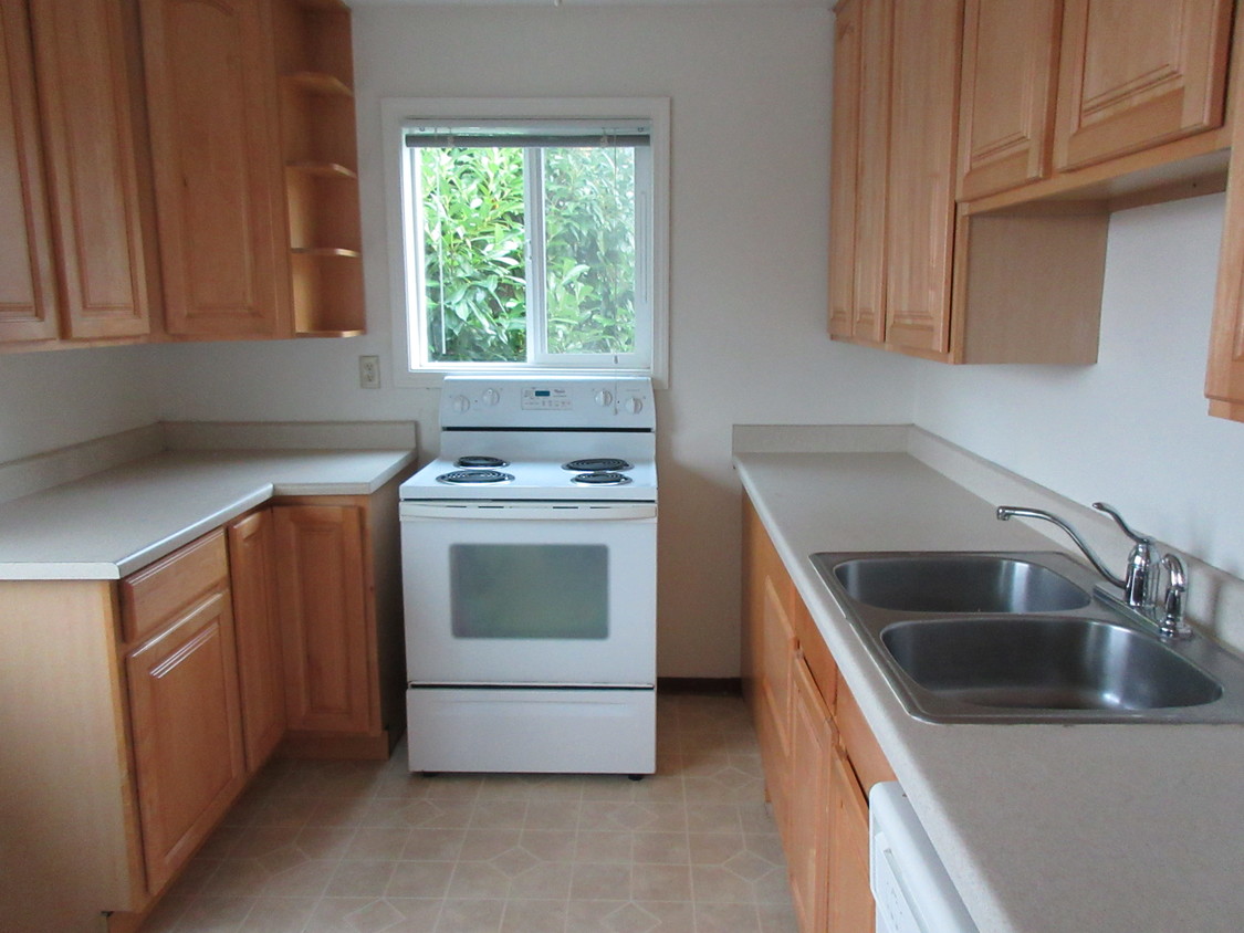 Primary Photo - 625 W Nickerson St