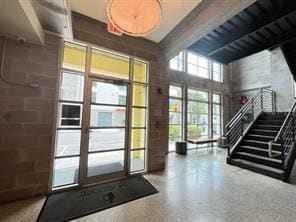Building Photo - 1212 E Whiting St