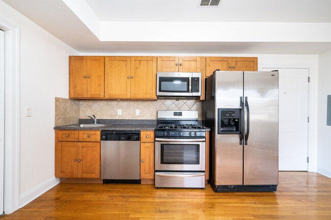Foto del edificio - 528 47th St