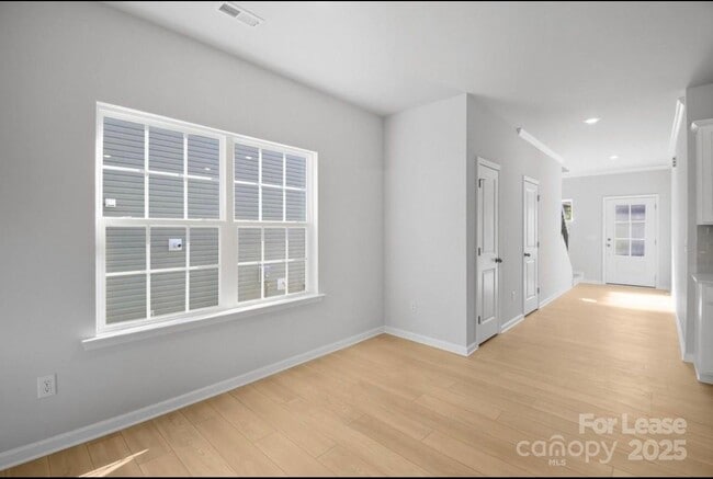 Foto del edificio - 4326 Shimmering Stone Wy