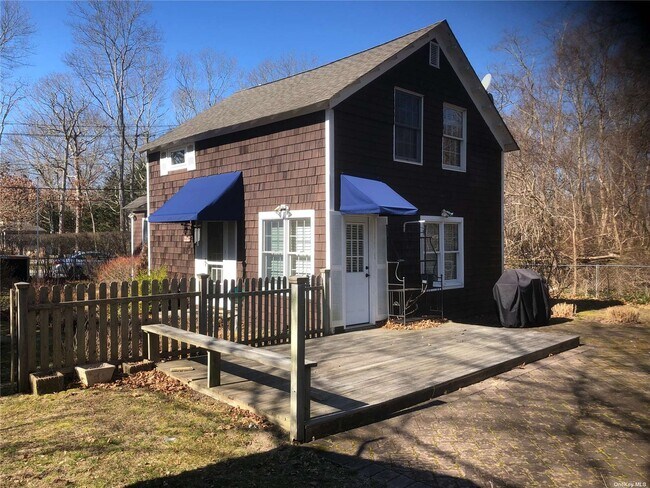 Building Photo - 159 Lewis Rd