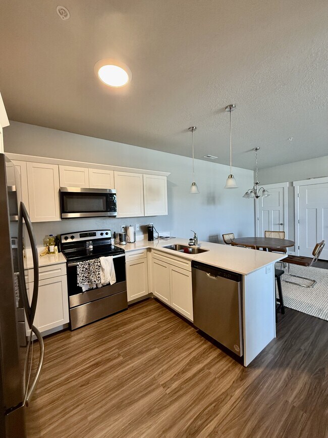 Foto del edificio - 13584 Hanley Ln
